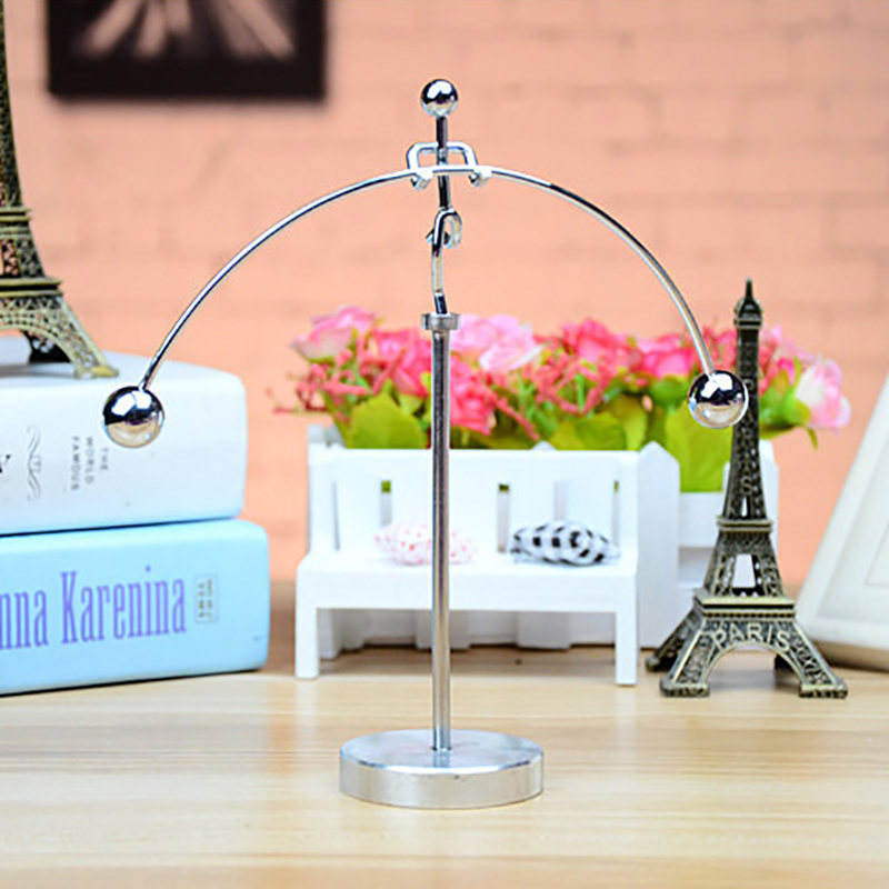 Gaming Accessories Decor - Iron Man Balance Pendulum para Desktop